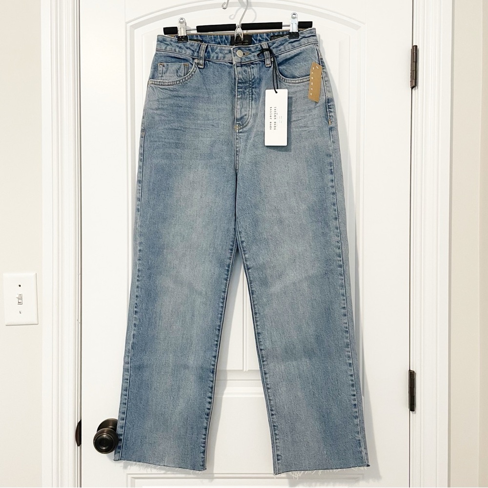 Tailor Made Ultra High Rise Wide Leg Dresden Jeans from Plenty Size 28
